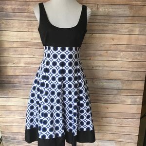 Maggie London Graphic Summer Dress with Pockets